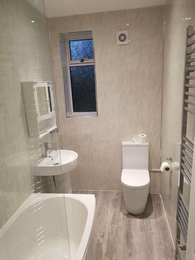 Sighthill 3 Bedrooms With Private Garden Edinburgh Bagian luar foto