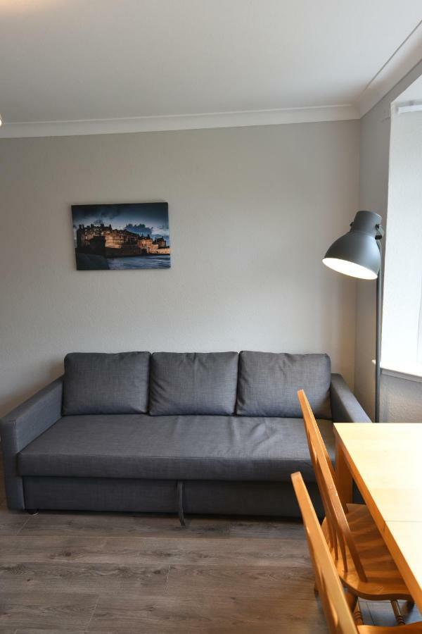 Sighthill 3 Bedrooms With Private Garden Edinburgh Bagian luar foto